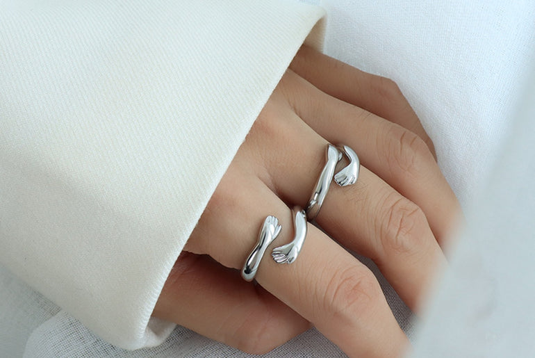 Hugs Ring