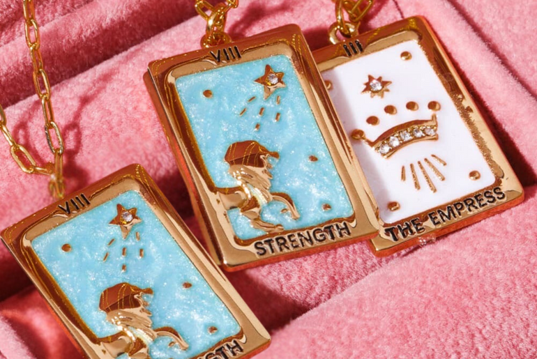 Tarot Card’s The Strength & The Empress