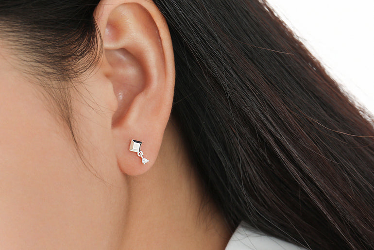 Cubique Spark Earrings