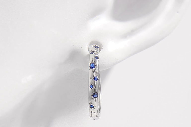 Sparkling sapphire stars